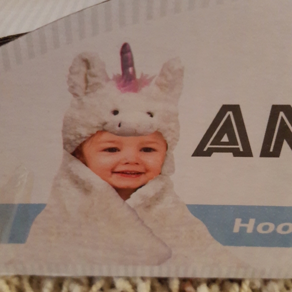 Other - 2pc UNICORN,hooded blanket w/plushie, New-WT